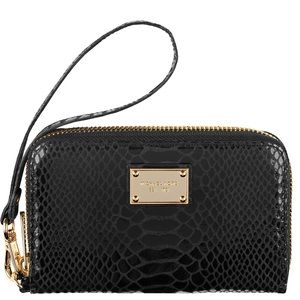 Black Snakeskin Michael Kors Wristlet Wallet